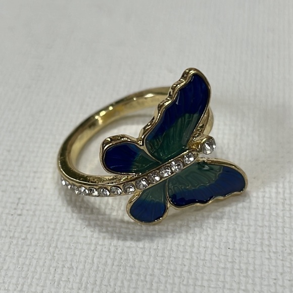 Butterfly Enamel Rhinestone Gold Ring - Picture 12 of 13